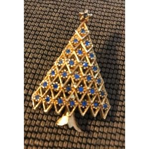Vintage Gold Tone Christmas Tree Holiday Pin Brooch  Blue Jewel Tone Crystals